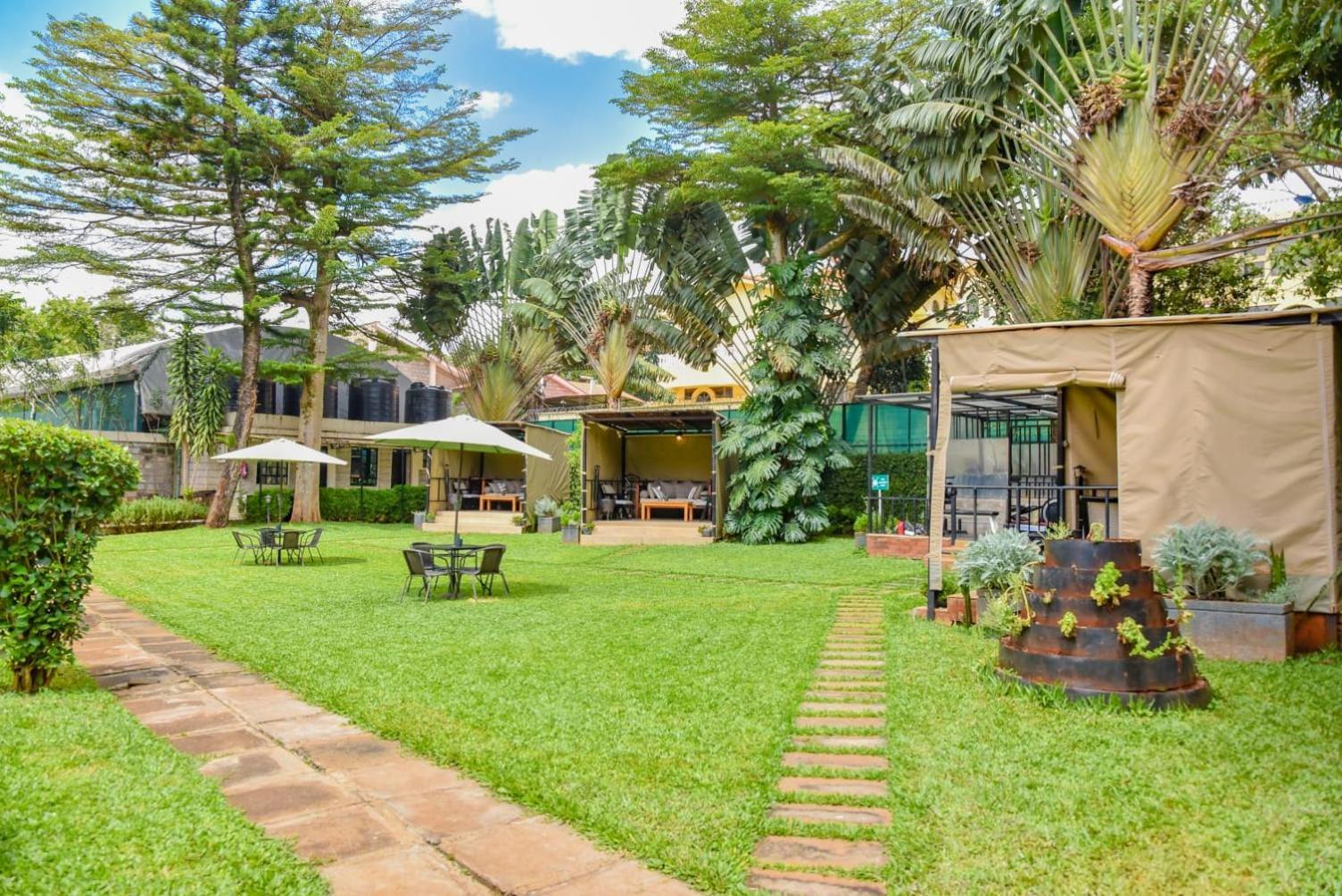 Hotel Cozy Stead Nairobi Exterior foto