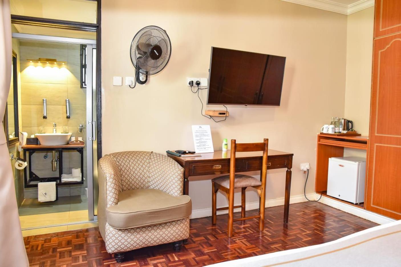 Hotel Cozy Stead Nairobi Exterior foto