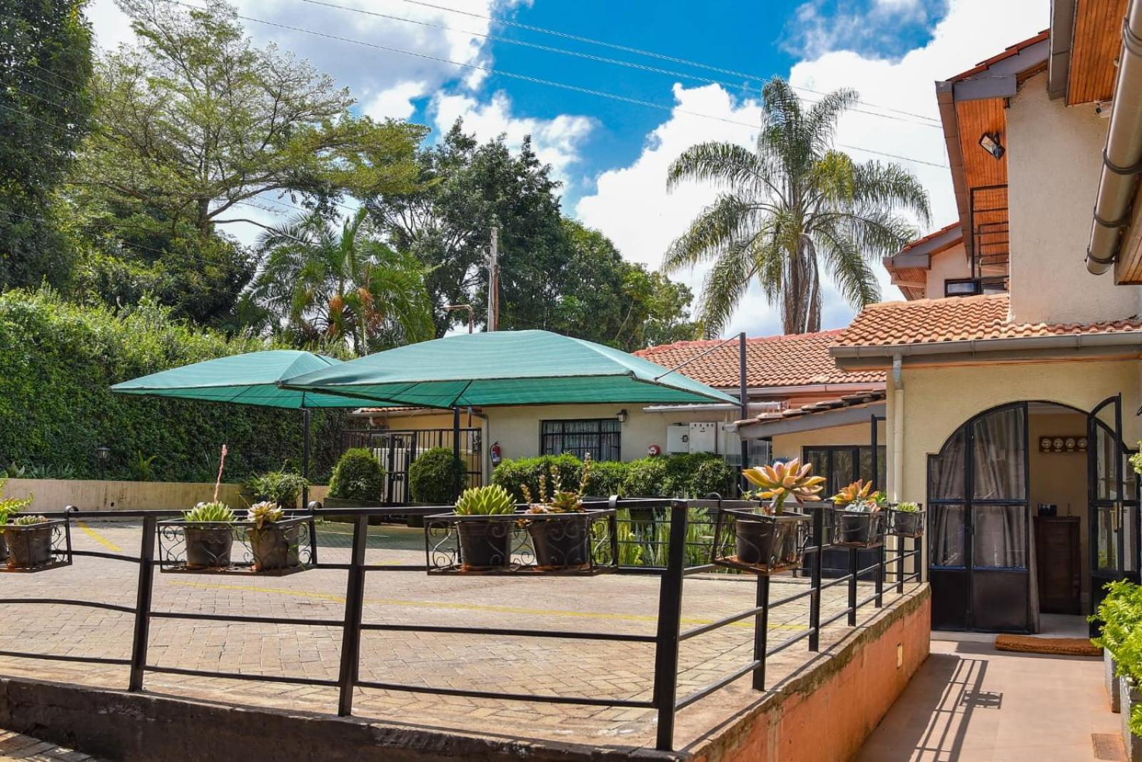 Hotel Cozy Stead Nairobi Exterior foto