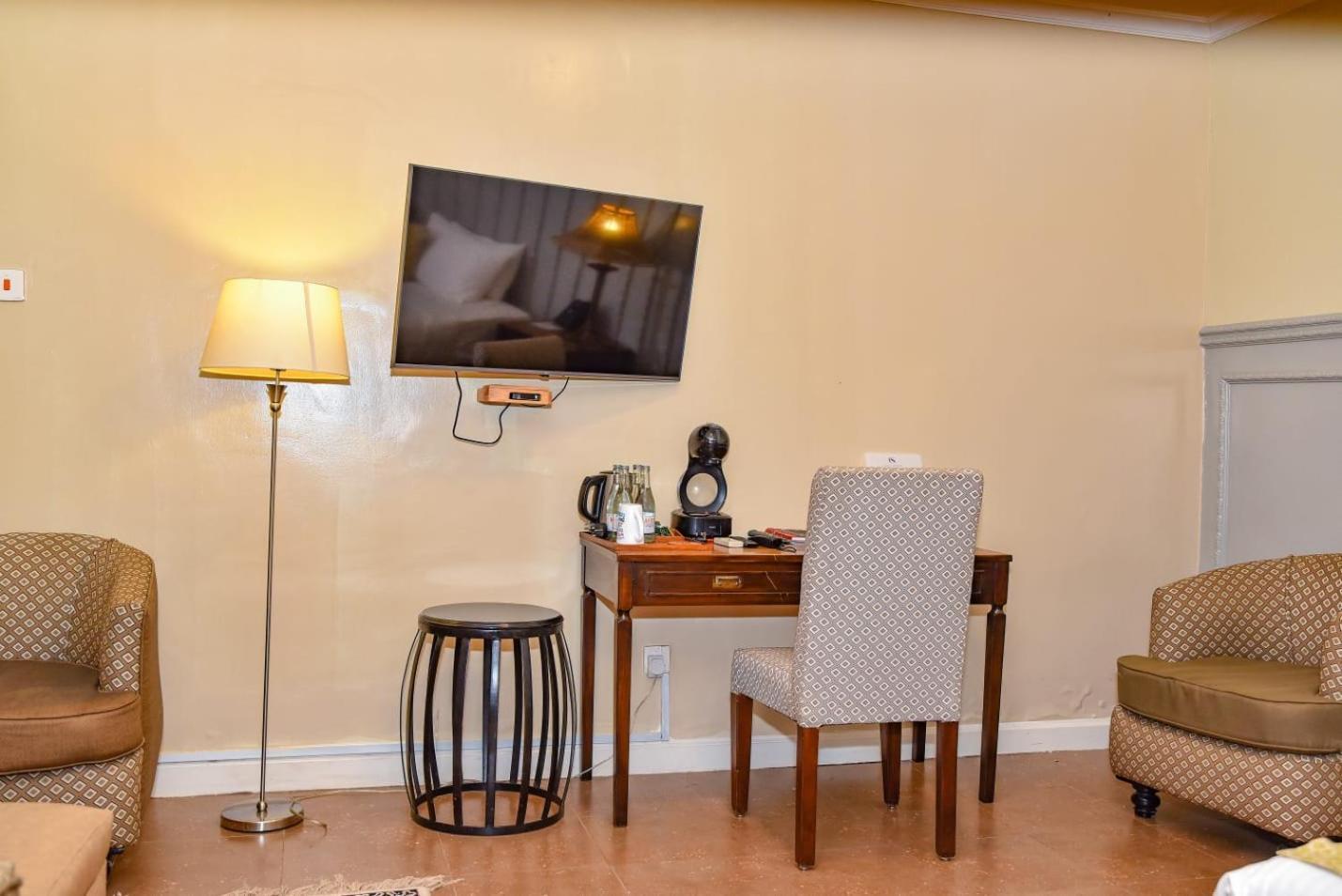 Hotel Cozy Stead Nairobi Exterior foto